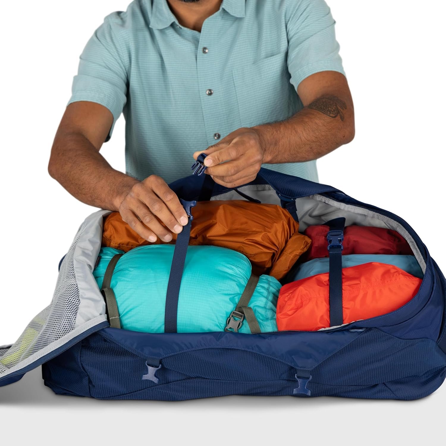 Osprey Farpoint 70L Men's Travel Backpack - Large ... - Image 11