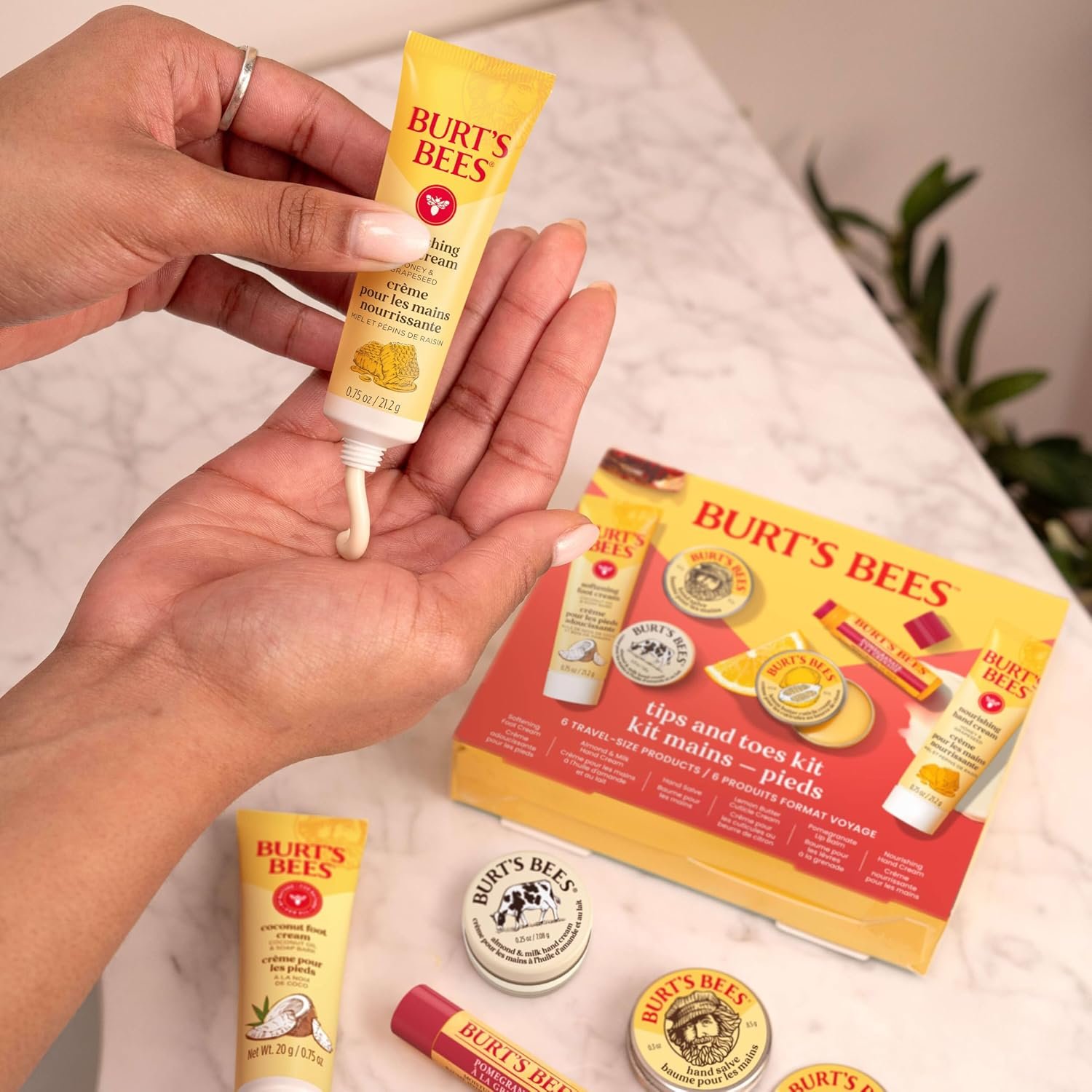 Burt's Bees Tips and Toes Kit Gift Set, 6 Travel S... - Image 10